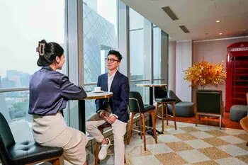 世服宏图位于中国北京财富金融中心的海景共享会议空间